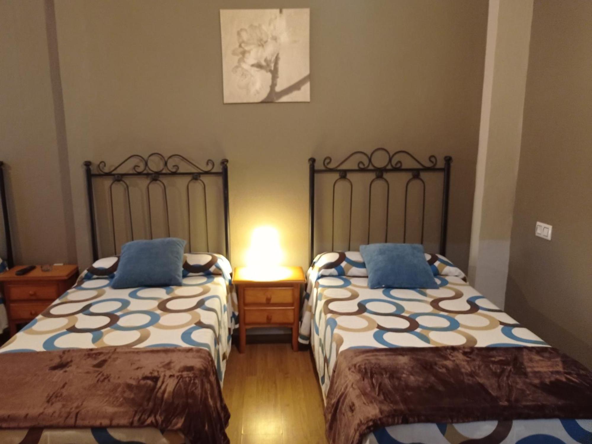 Hospedaje Don Pelayo Gijón Cameră foto