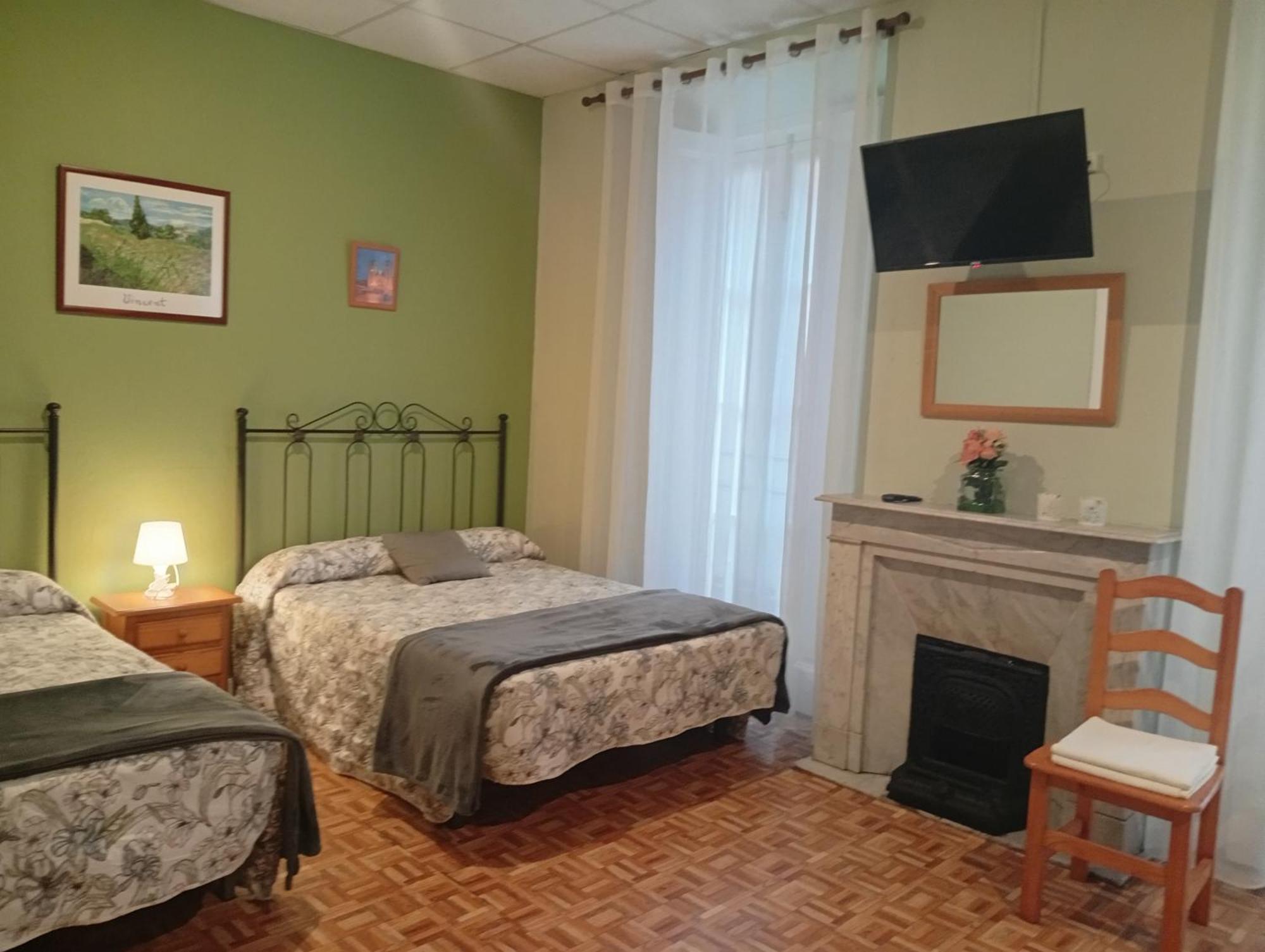 Hospedaje Don Pelayo Gijón Cameră foto